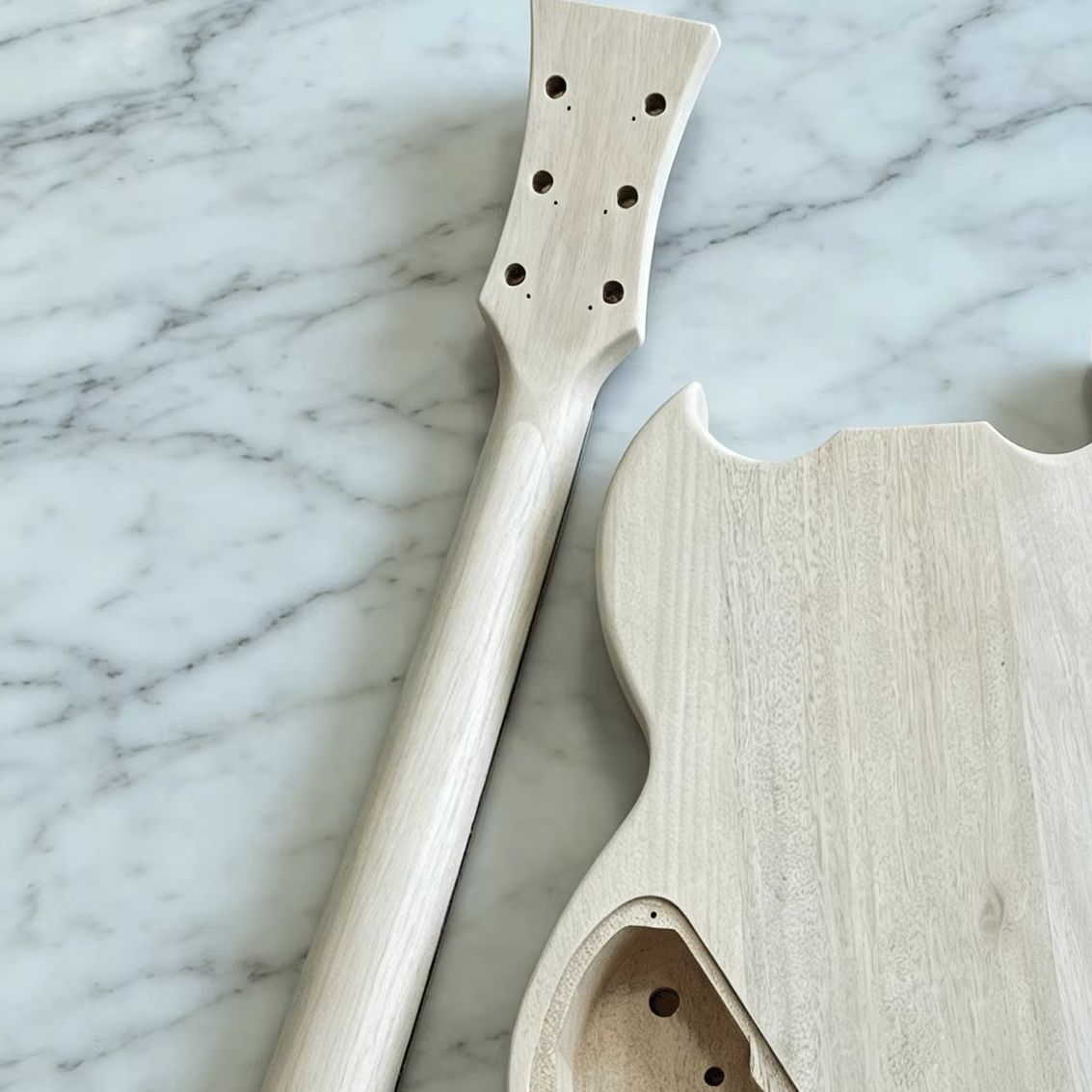DIY-gitaarkit Onafgewerkte mah - Woodworking Kits For Kids recensie en prijs